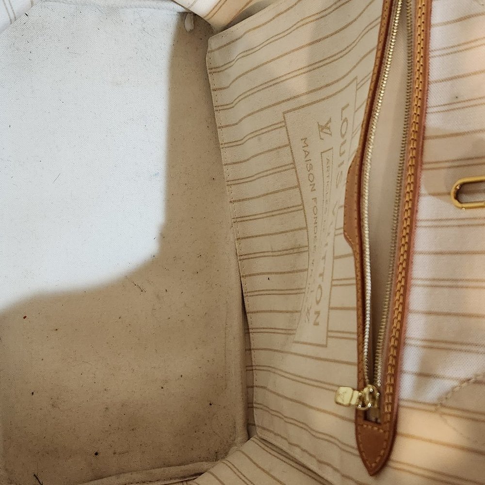 Authentic Louis Vuitton Neverfull